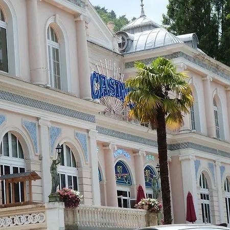 Meuble Classe 2 * Les Bains