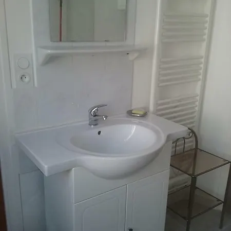 Apartment Meuble Classe 2 * Les Bains *